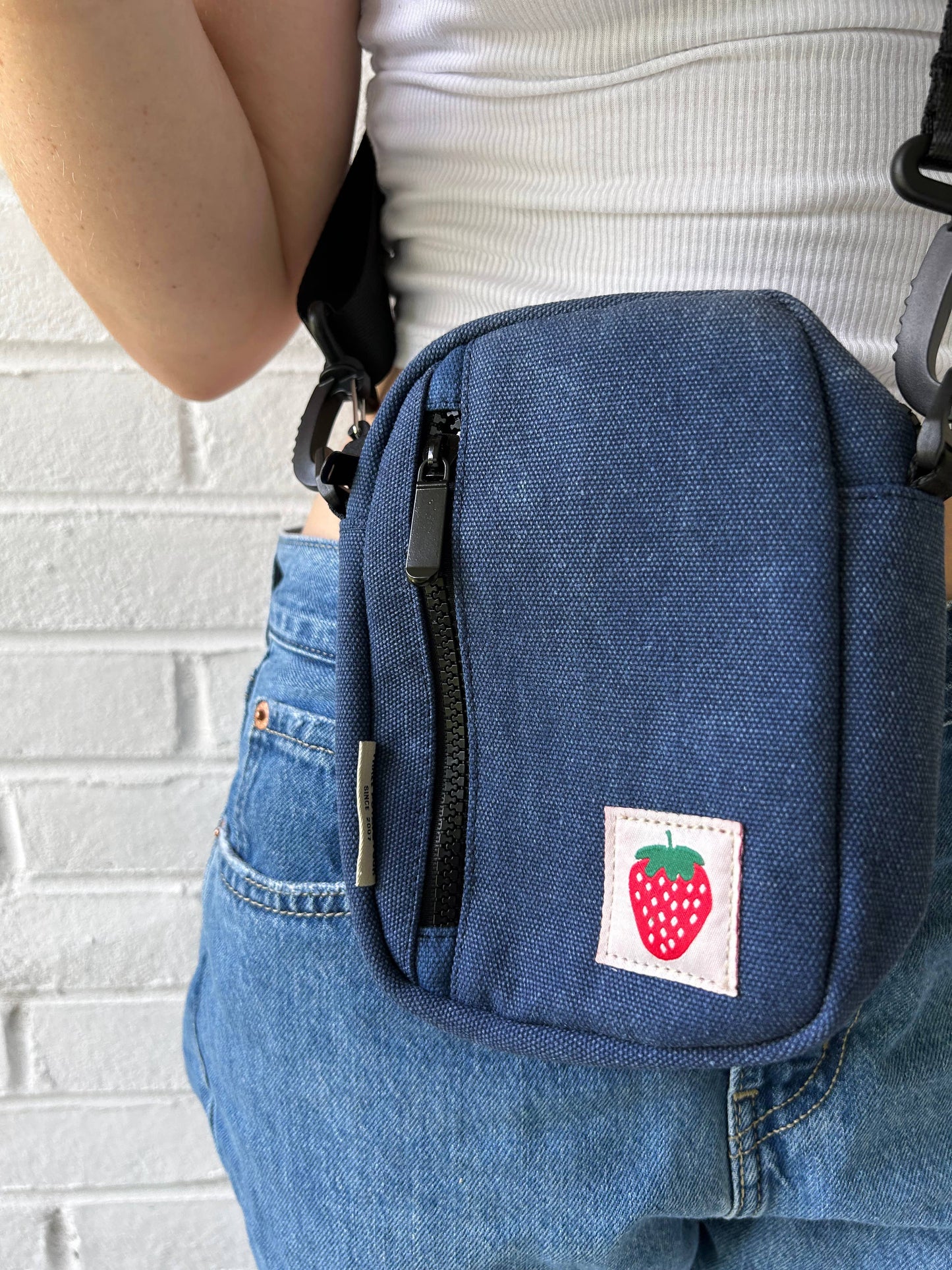 Crossbody Bag - Strawberry