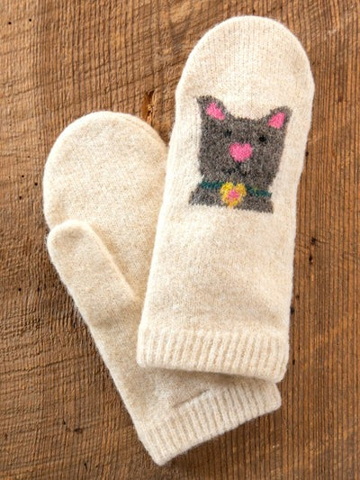 Cream Cat Mittens